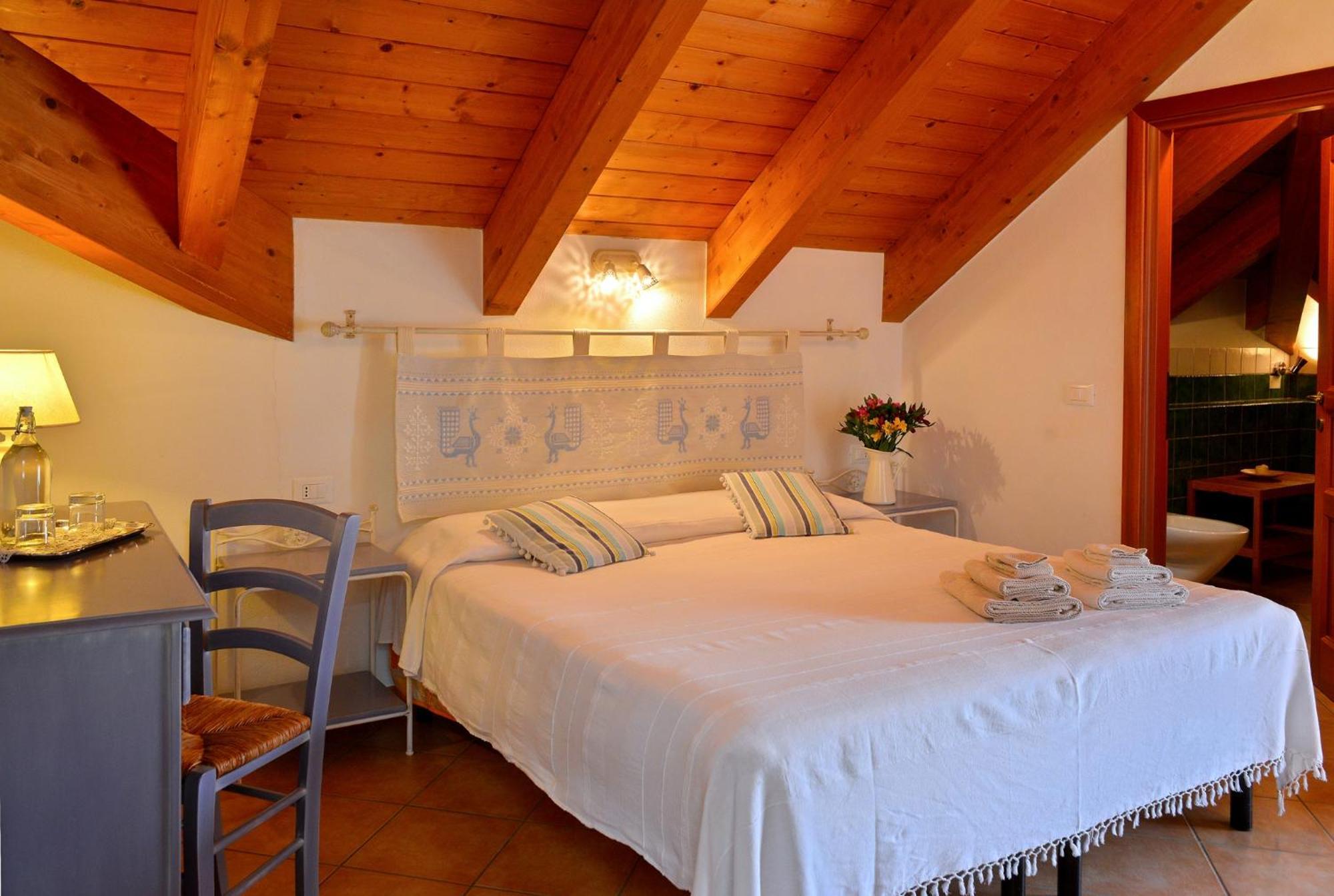 Maison d'hôtes Pessighette Dimora Di Campagna à Bosa Extérieur photo